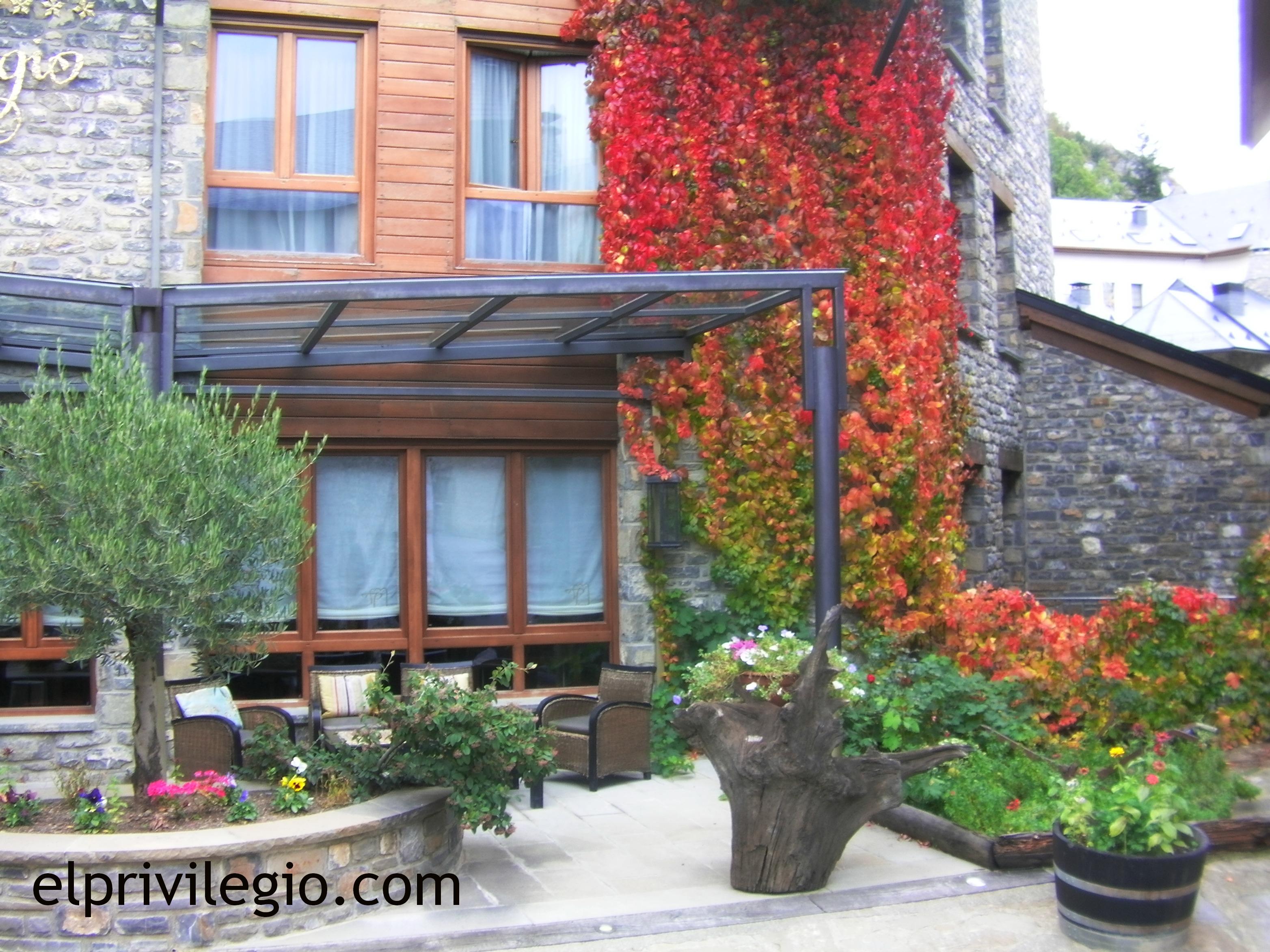 Abadia Del Pirineo Hotell Tramacastilla de Tena Exteriör bild