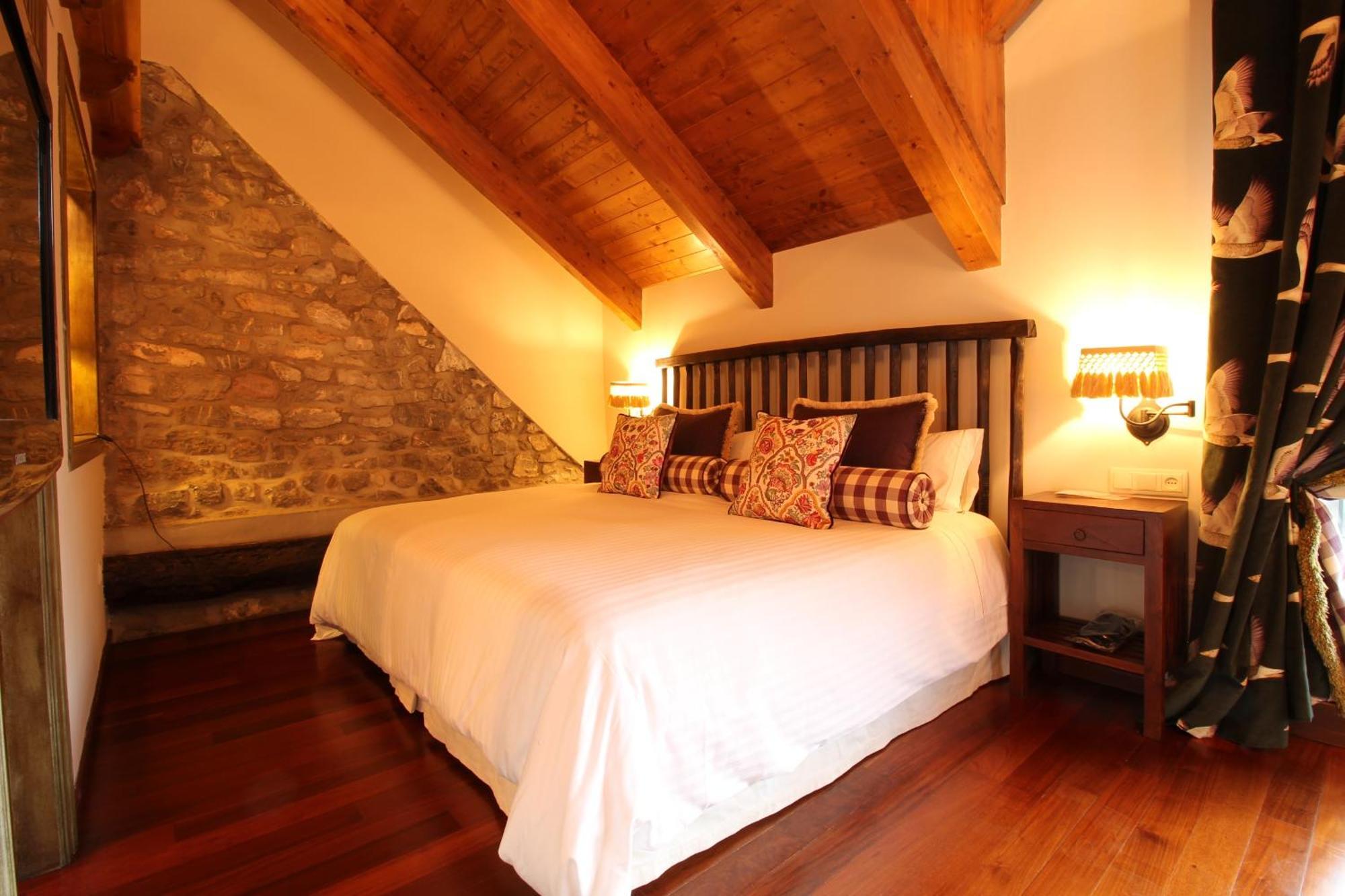 Abadia Del Pirineo Hotell Tramacastilla de Tena Exteriör bild