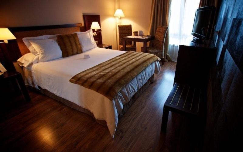 Abadia Del Pirineo Hotell Tramacastilla de Tena Rum bild